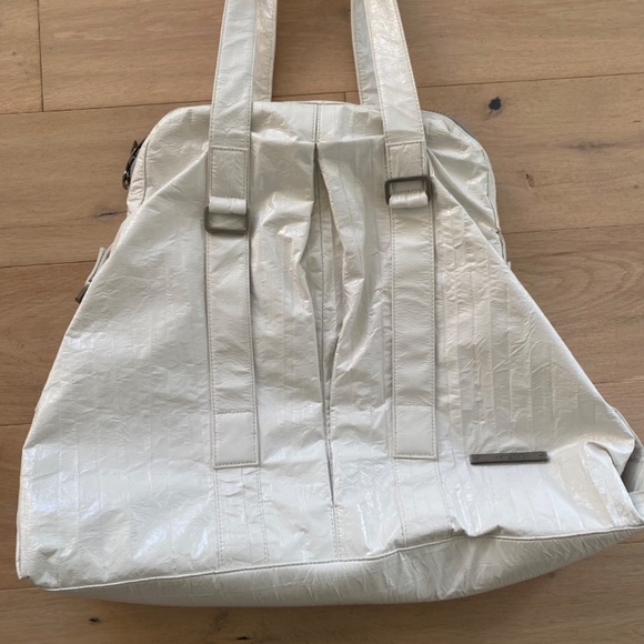 Matt And Nat Vegan Bag In White - Picture 6 of 10